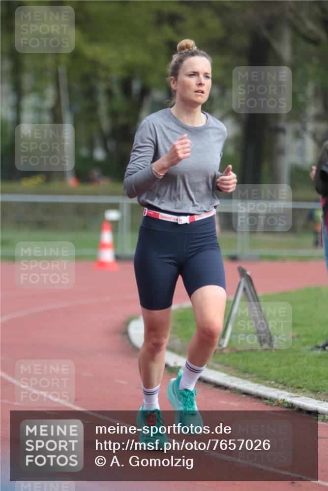 13.04.2025 - Hammer Lauf A. Gomolzig http://msf.ph/oto/7657026 13.04.2025 10:10:45 Ziel 314, 655, 765, 1182 meine-sportfotos.de