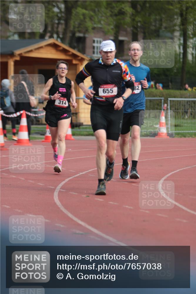 13.04.2025 - Hammer Lauf A. Gomolzig http://msf.ph/oto/7657038 13.04.2025 10:10:50 Ziel 197, 314, 328, 655, 742, 1039, 1143, 1182, 1944 meine-sportfotos.de