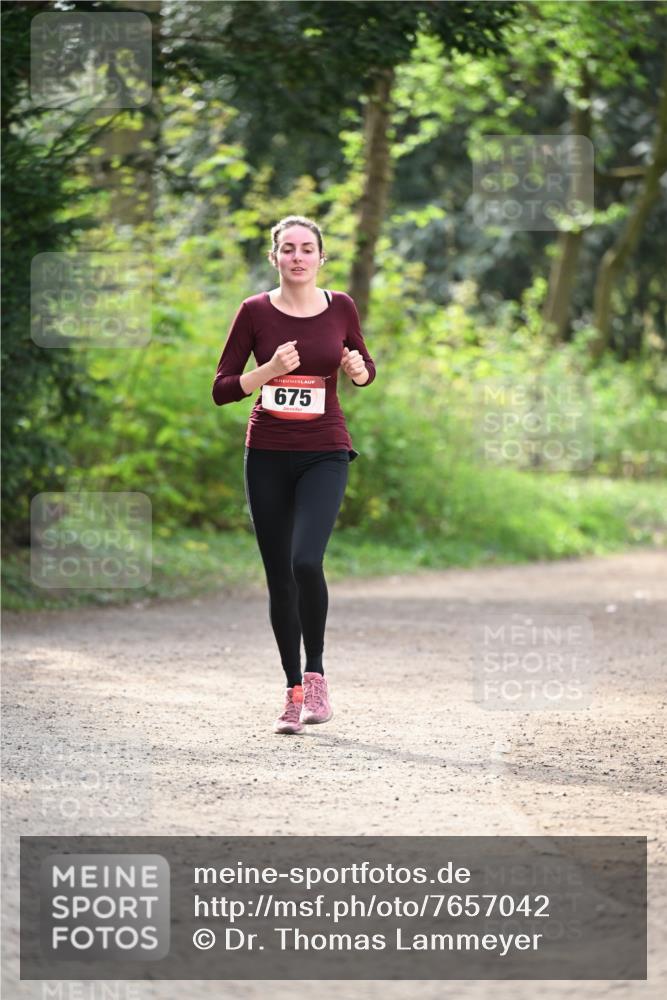 13.04.2025 - Hammer Lauf Dr. Thomas Lammeyer http://msf.ph/oto/7657042 13.04.2025 10:41:39 Laufen 15, 675 meine-sportfotos.de