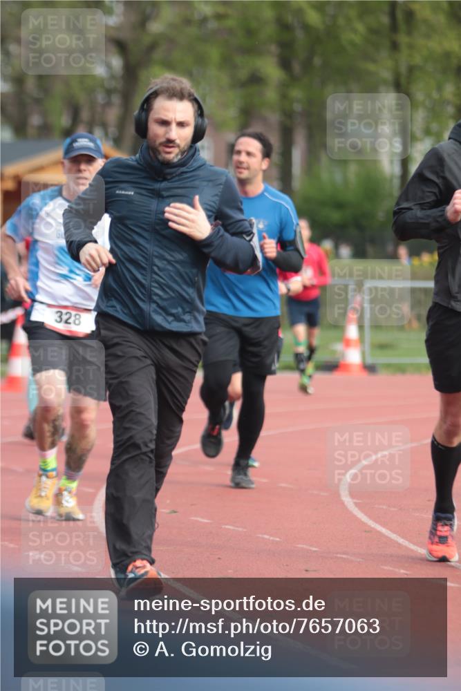 13.04.2025 - Hammer Lauf A. Gomolzig http://msf.ph/oto/7657063 13.04.2025 10:10:56 Ziel 197, 328, 624, 718, 742, 1039, 1143, 1944, 1961 meine-sportfotos.de