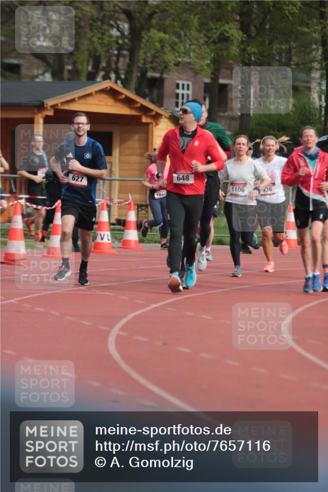 13.04.2025 - Hammer Lauf A. Gomolzig http://msf.ph/oto/7657116 13.04.2025 10:11:10 Ziel 430, 627, 648, 792, 824, 936, 1106, 1279, 1345, 1708, 1801, 1849, 1864, 1903 meine-sportfotos.de