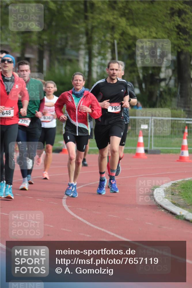 13.04.2025 - Hammer Lauf A. Gomolzig http://msf.ph/oto/7657119 13.04.2025 10:11:12 Ziel 430, 627, 648, 792, 824, 936, 1106, 1279, 1345, 1708, 1801, 1849, 1864, 1903 meine-sportfotos.de