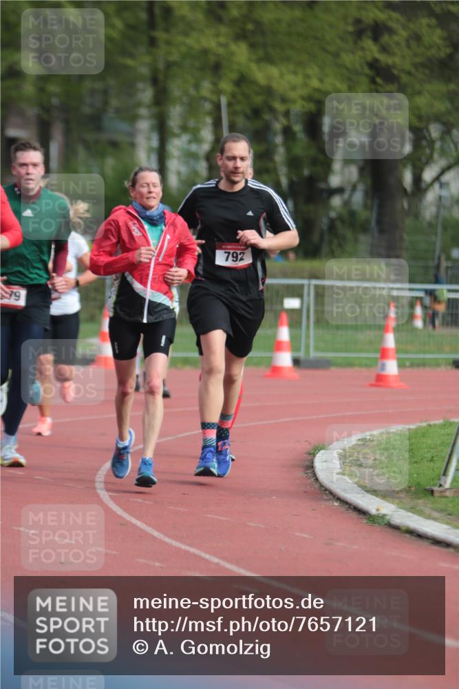 13.04.2025 - Hammer Lauf A. Gomolzig http://msf.ph/oto/7657121 13.04.2025 10:11:12 Ziel 430, 627, 648, 792, 824, 936, 1106, 1279, 1345, 1708, 1801, 1849, 1864, 1903 meine-sportfotos.de