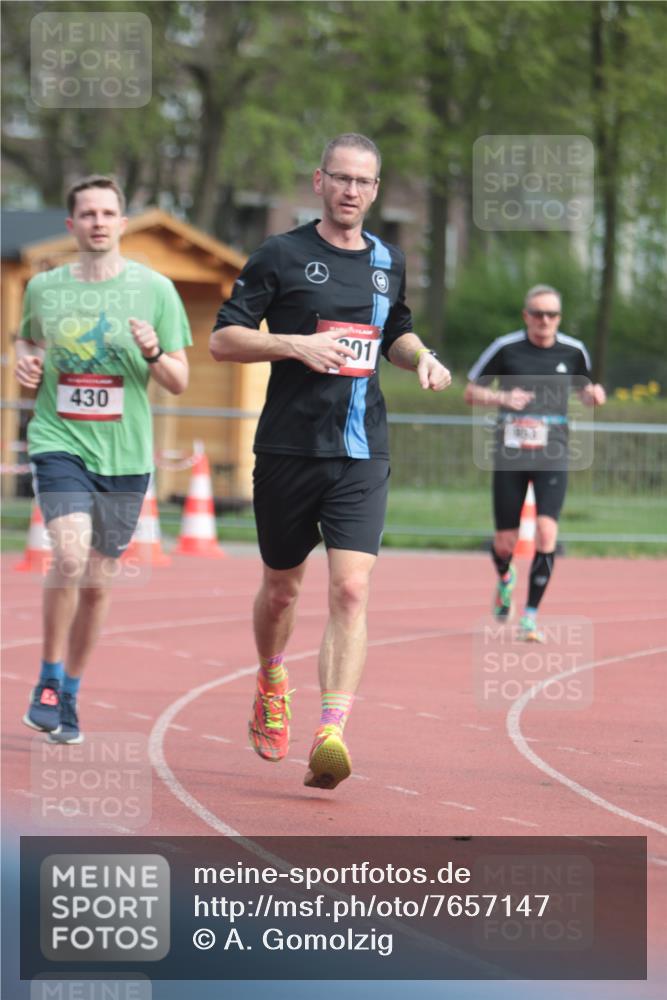 13.04.2025 - Hammer Lauf A. Gomolzig http://msf.ph/oto/7657147 13.04.2025 10:11:18 Ziel 430, 824, 953, 1708, 1801, 1849, 1864 meine-sportfotos.de