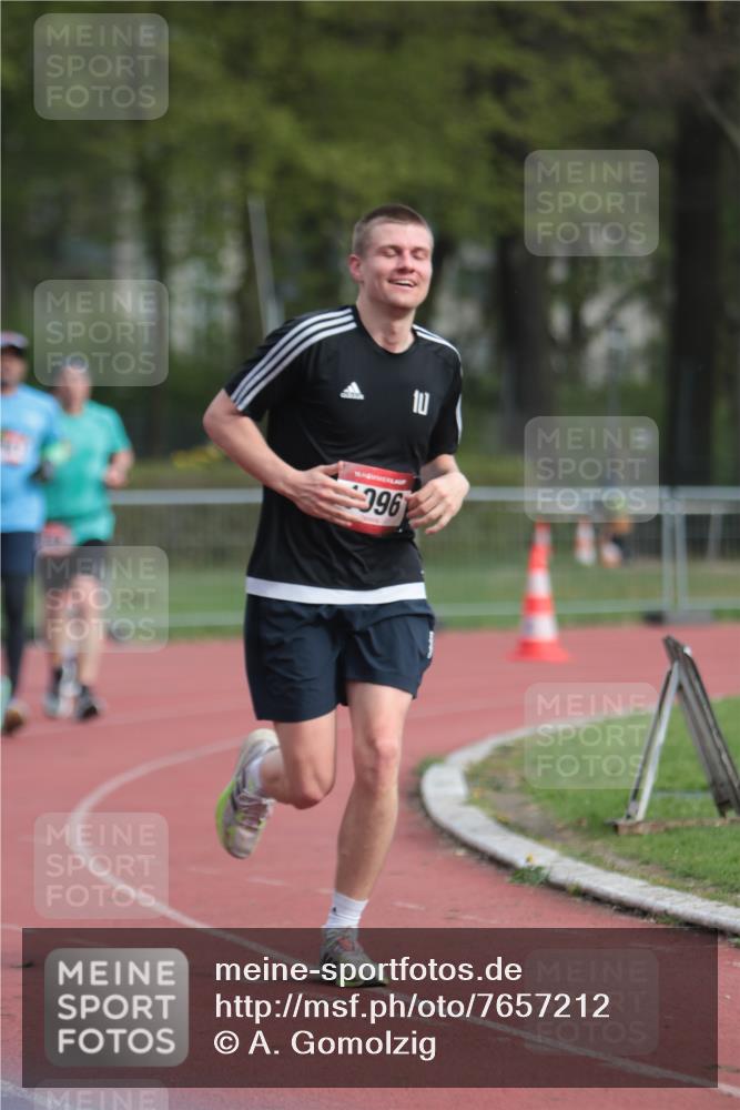 13.04.2025 - Hammer Lauf A. Gomolzig http://msf.ph/oto/7657212 13.04.2025 10:11:48 Ziel 131, 162, 286, 520, 1096, 1795, 1841 meine-sportfotos.de