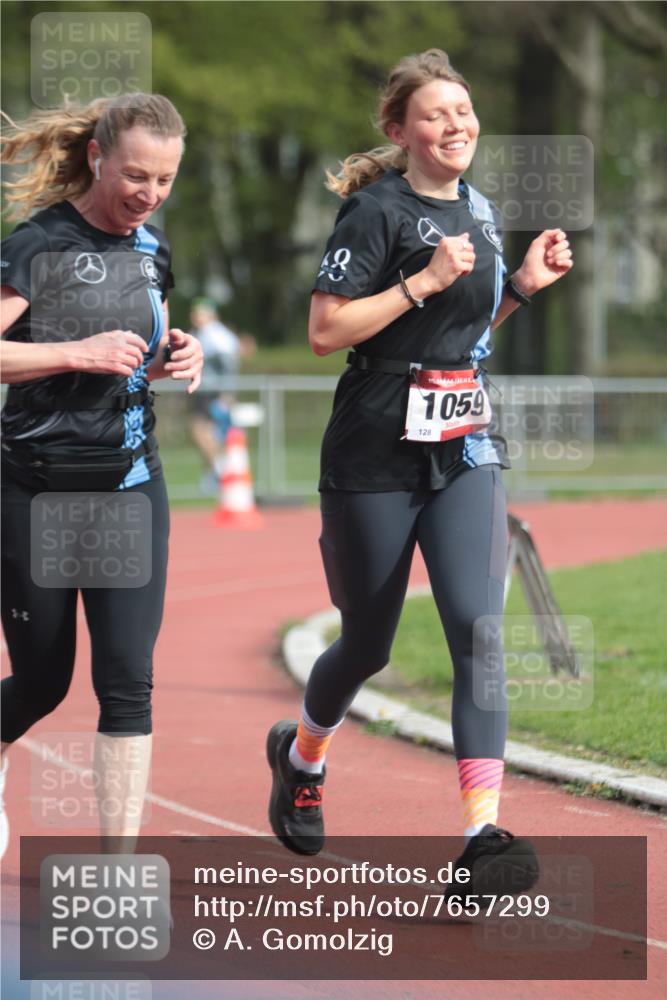 13.04.2025 - Hammer Lauf A. Gomolzig http://msf.ph/oto/7657299 13.04.2025 10:12:16 Ziel 150, 1059, 1060, 1857 meine-sportfotos.de