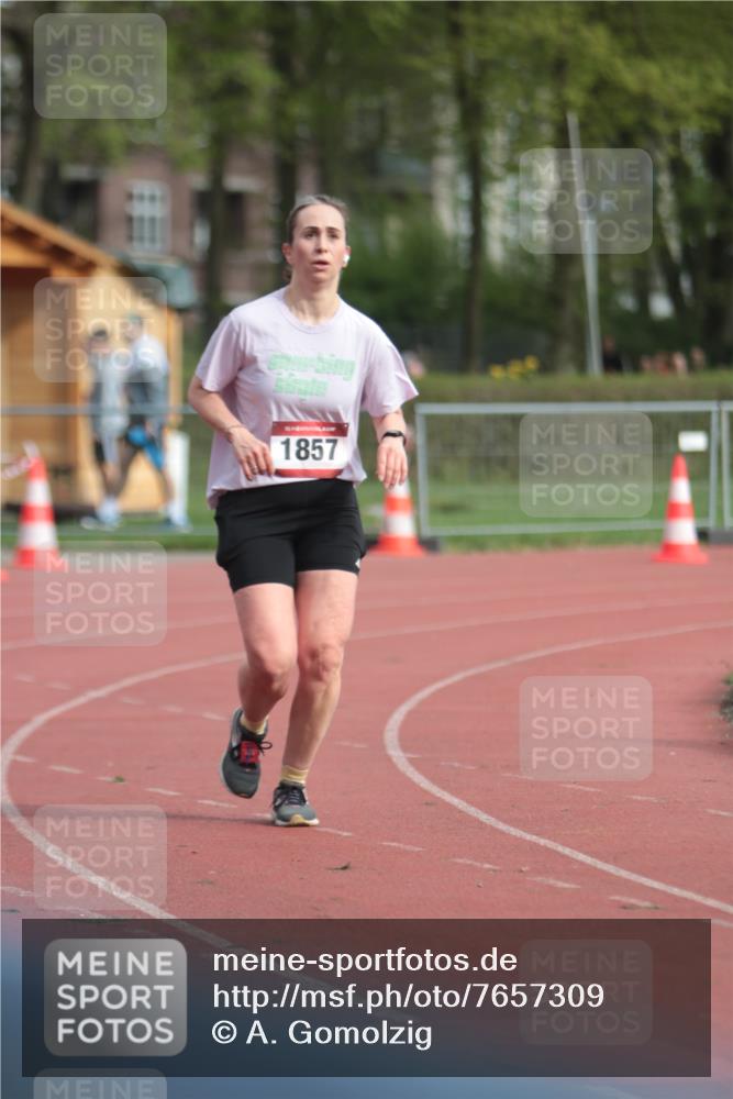 13.04.2025 - Hammer Lauf A. Gomolzig http://msf.ph/oto/7657309 13.04.2025 10:12:24 Ziel 1351, 1857 meine-sportfotos.de
