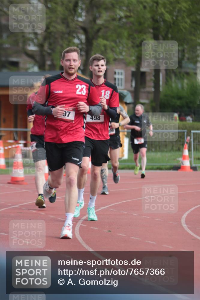 13.04.2025 - Hammer Lauf A. Gomolzig http://msf.ph/oto/7657366 13.04.2025 10:12:42 Ziel 210, 497, 498, 935, 1796 meine-sportfotos.de