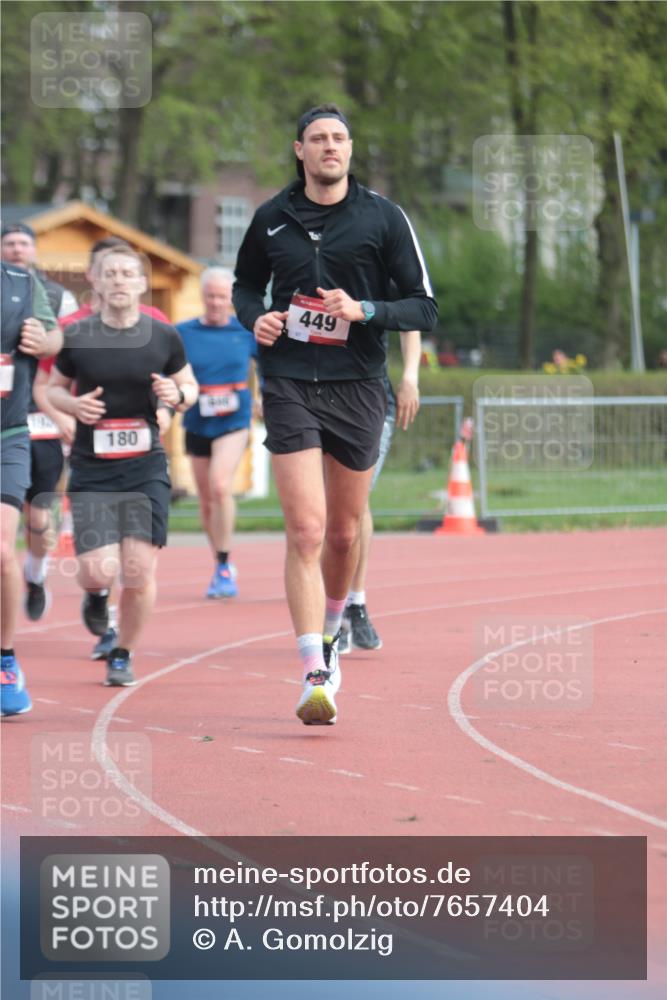 13.04.2025 - Hammer Lauf A. Gomolzig http://msf.ph/oto/7657404 13.04.2025 10:12:55 Ziel 180, 192, 449, 646, 647, 699, 839, 1718, 1794 meine-sportfotos.de