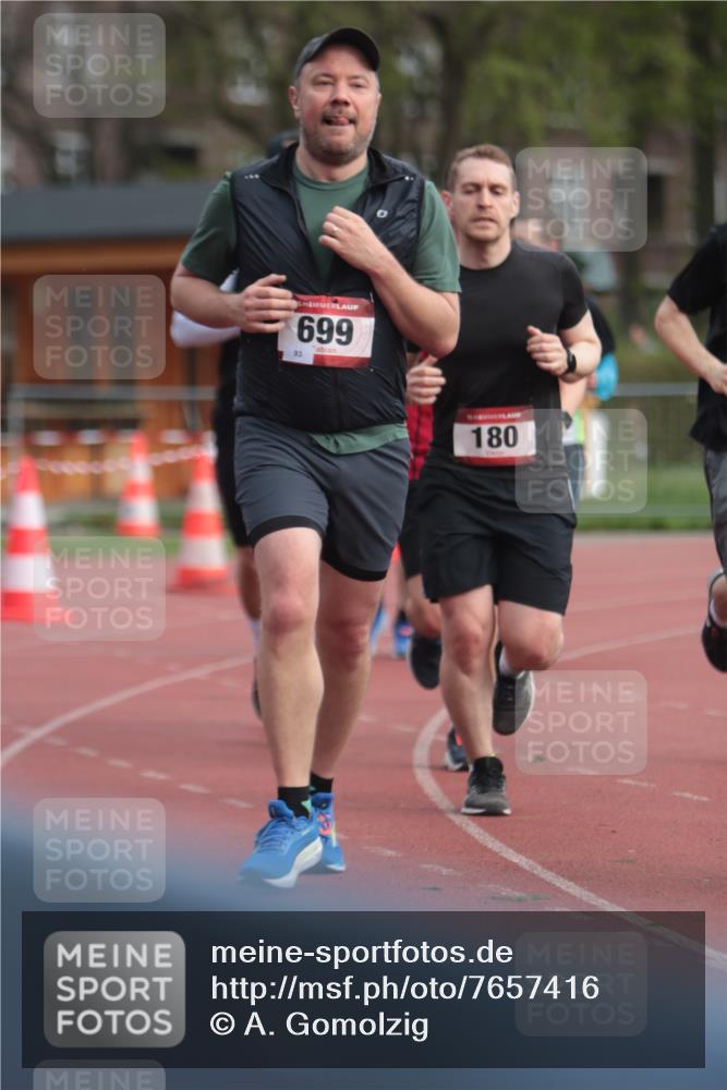 13.04.2025 - Hammer Lauf A. Gomolzig http://msf.ph/oto/7657416 13.04.2025 10:12:57 Ziel 180, 192, 449, 646, 647, 699, 839, 1794 meine-sportfotos.de