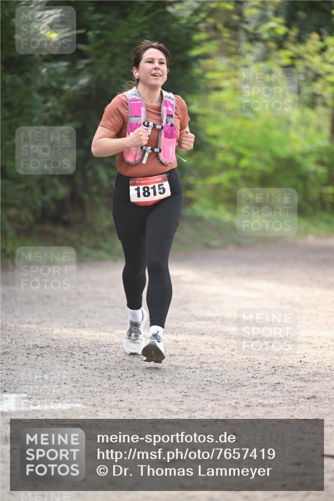 13.04.2025 - Hammer Lauf Dr. Thomas Lammeyer http://msf.ph/oto/7657419 13.04.2025 10:42:42 Laufen 15, 1815 meine-sportfotos.de
