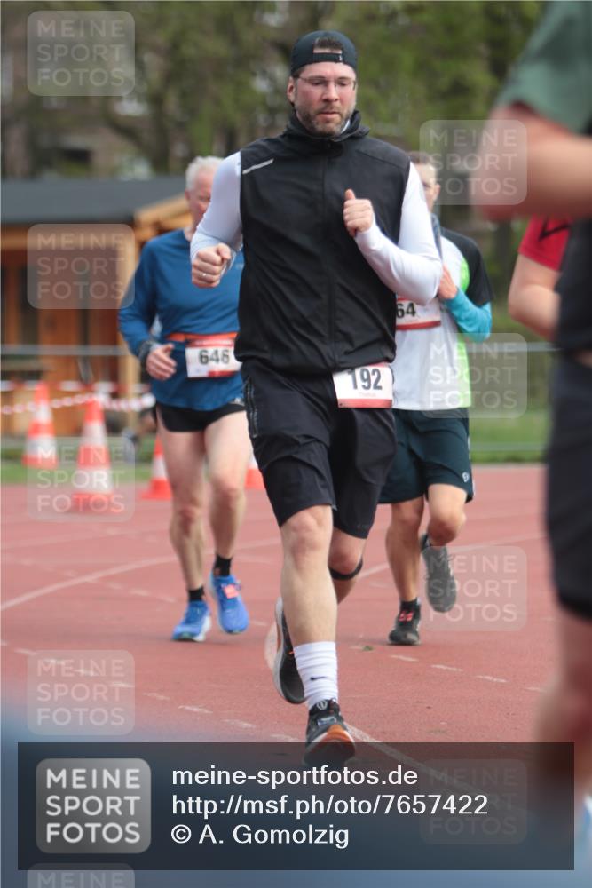 13.04.2025 - Hammer Lauf A. Gomolzig http://msf.ph/oto/7657422 13.04.2025 10:12:59 Ziel 180, 192, 449, 646, 647, 699, 839, 1782, 1794 meine-sportfotos.de