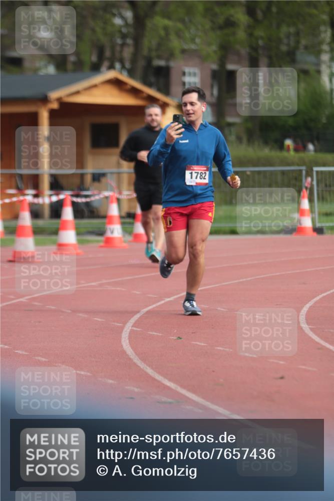 13.04.2025 - Hammer Lauf A. Gomolzig http://msf.ph/oto/7657436 13.04.2025 10:13:05 Ziel 1782 meine-sportfotos.de