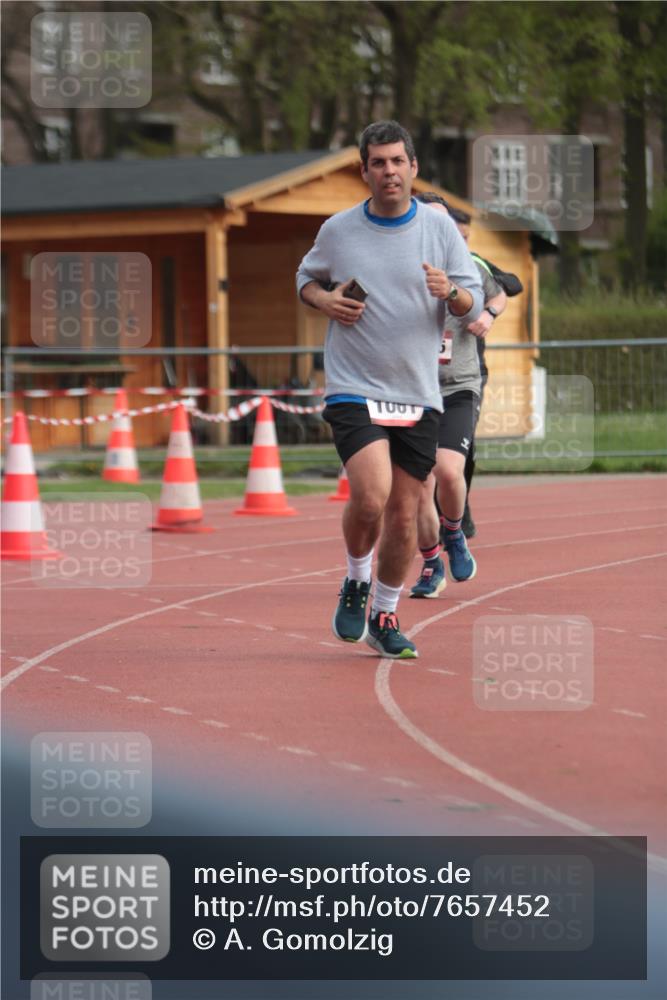 13.04.2025 - Hammer Lauf A. Gomolzig http://msf.ph/oto/7657452 13.04.2025 10:13:20 Ziel 575, 1061, 1105 meine-sportfotos.de