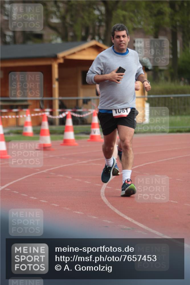 13.04.2025 - Hammer Lauf A. Gomolzig http://msf.ph/oto/7657453 13.04.2025 10:13:20 Ziel 575, 1061, 1105 meine-sportfotos.de