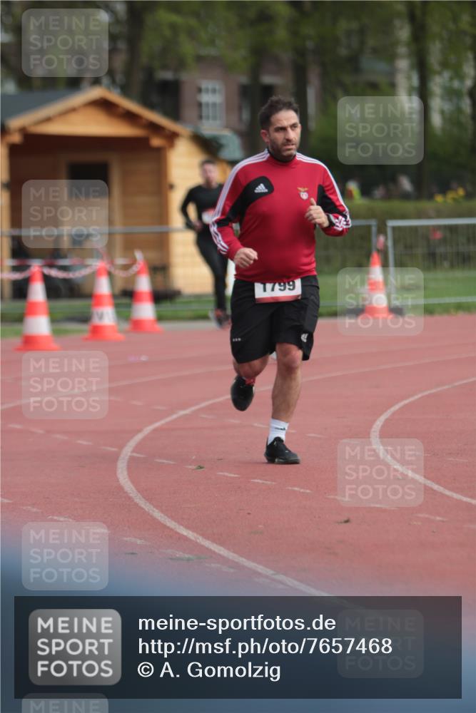 13.04.2025 - Hammer Lauf A. Gomolzig http://msf.ph/oto/7657468 13.04.2025 10:13:37 Ziel 438, 499, 1189, 1799 meine-sportfotos.de