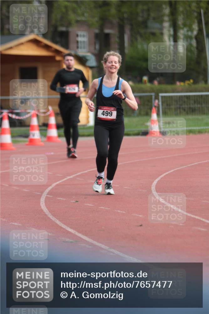 13.04.2025 - Hammer Lauf A. Gomolzig http://msf.ph/oto/7657477 13.04.2025 10:13:41 Ziel 499, 550, 926, 1799 meine-sportfotos.de
