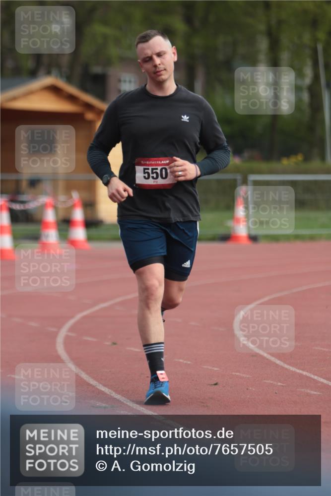 13.04.2025 - Hammer Lauf A. Gomolzig http://msf.ph/oto/7657505 13.04.2025 10:13:49 Ziel 261, 550 meine-sportfotos.de