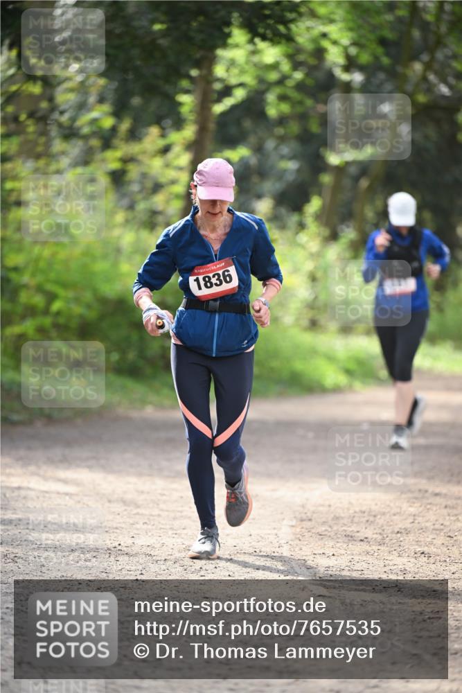 13.04.2025 - Hammer Lauf Dr. Thomas Lammeyer http://msf.ph/oto/7657535 13.04.2025 10:43:02 Laufen 1836 meine-sportfotos.de