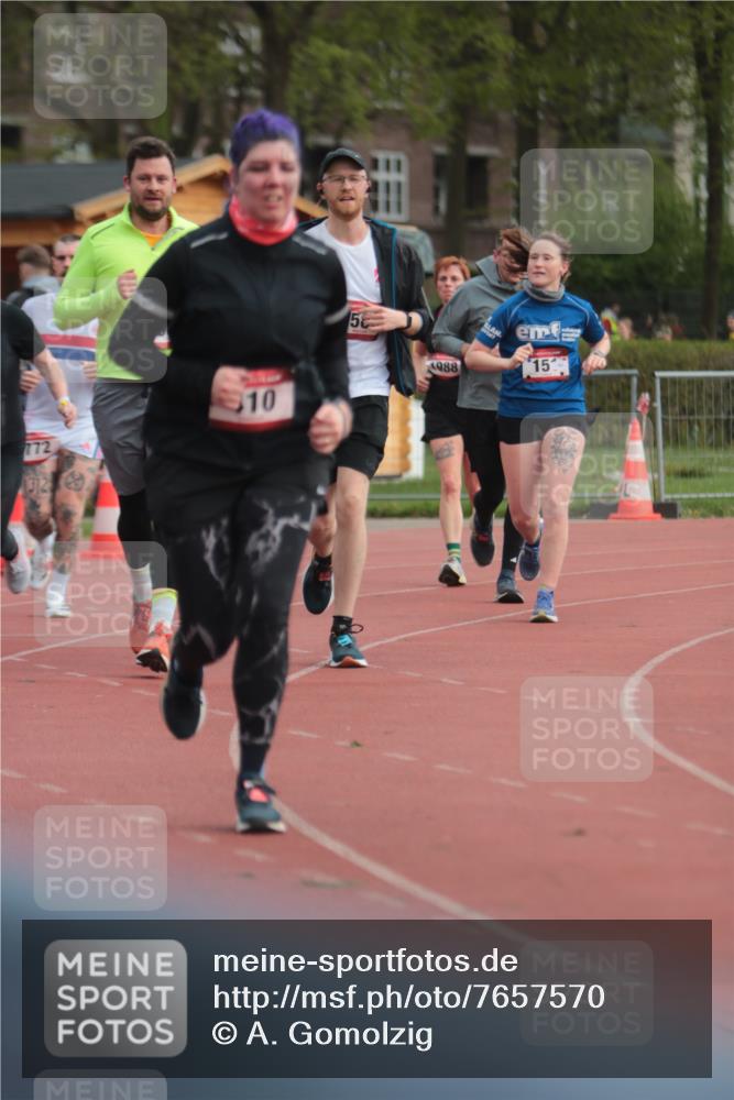 13.04.2025 - Hammer Lauf A. Gomolzig http://msf.ph/oto/7657570 13.04.2025 10:14:16 Ziel 151, 311, 410, 574, 772, 1588, 1968, 1988 meine-sportfotos.de