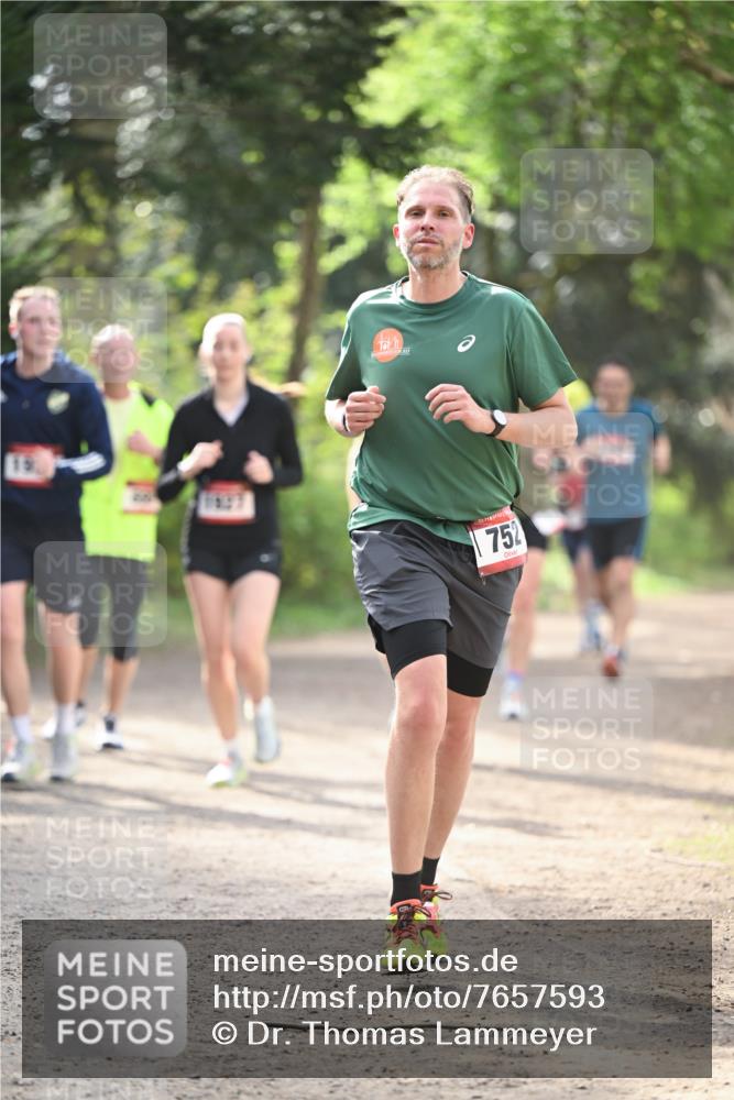 13.04.2025 - Hammer Lauf Dr. Thomas Lammeyer http://msf.ph/oto/7657593 13.04.2025 10:43:10 Laufen 752 meine-sportfotos.de