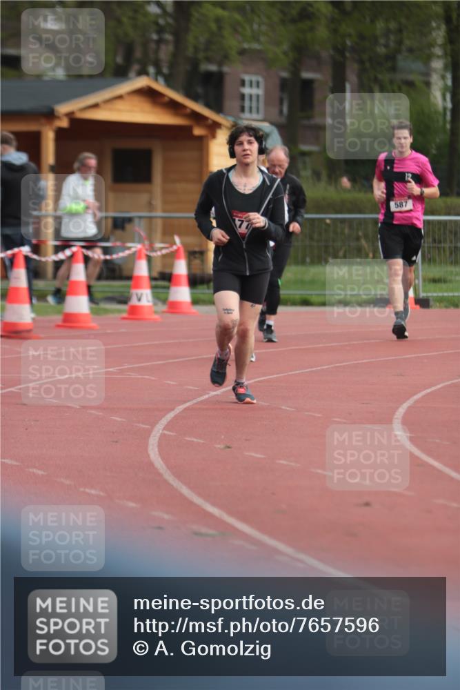 13.04.2025 - Hammer Lauf A. Gomolzig http://msf.ph/oto/7657596 13.04.2025 10:14:23 Ziel 136, 151, 269, 587, 1778, 1988 meine-sportfotos.de