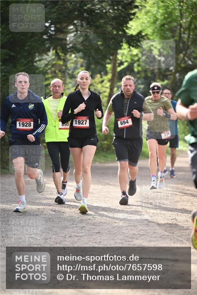 13.04.2025 - Hammer Lauf Dr. Thomas Lammeyer http://msf.ph/oto/7657598 13.04.2025 10:43:11 Laufen 1928, 695, 1927, 694, 776 meine-sportfotos.de