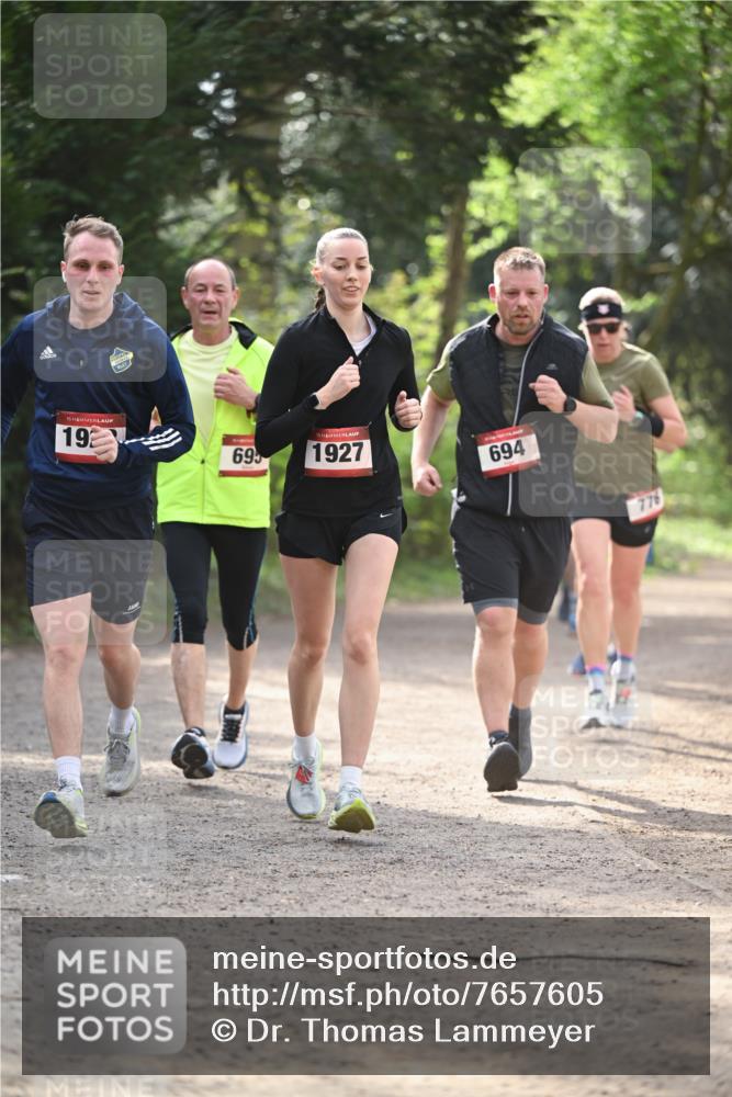 13.04.2025 - Hammer Lauf Dr. Thomas Lammeyer http://msf.ph/oto/7657605 13.04.2025 10:43:12 Laufen 15, 19, 695, 1927, 694, 776 meine-sportfotos.de