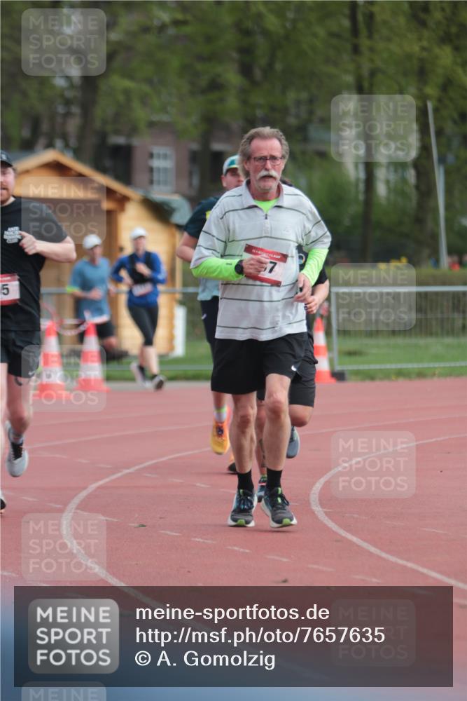 13.04.2025 - Hammer Lauf A. Gomolzig http://msf.ph/oto/7657635 13.04.2025 10:14:32 Ziel 146, 157, 269, 537, 605 meine-sportfotos.de