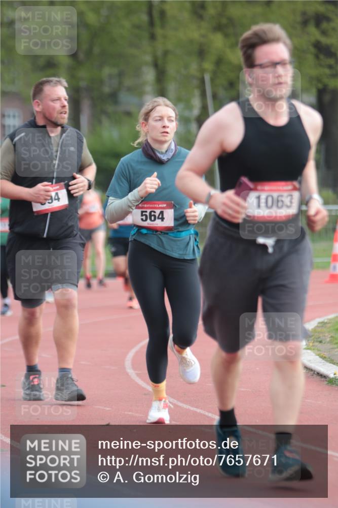 13.04.2025 - Hammer Lauf A. Gomolzig http://msf.ph/oto/7657671 13.04.2025 10:14:47 Ziel 331, 564, 675, 676, 694, 695, 981, 1063, 1920, 1982, 1990 meine-sportfotos.de