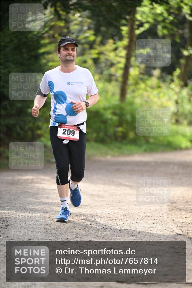 13.04.2025 - Hammer Lauf Dr. Thomas Lammeyer http://msf.ph/oto/7657814 13.04.2025 10:43:59 Laufen 15, 209 meine-sportfotos.de