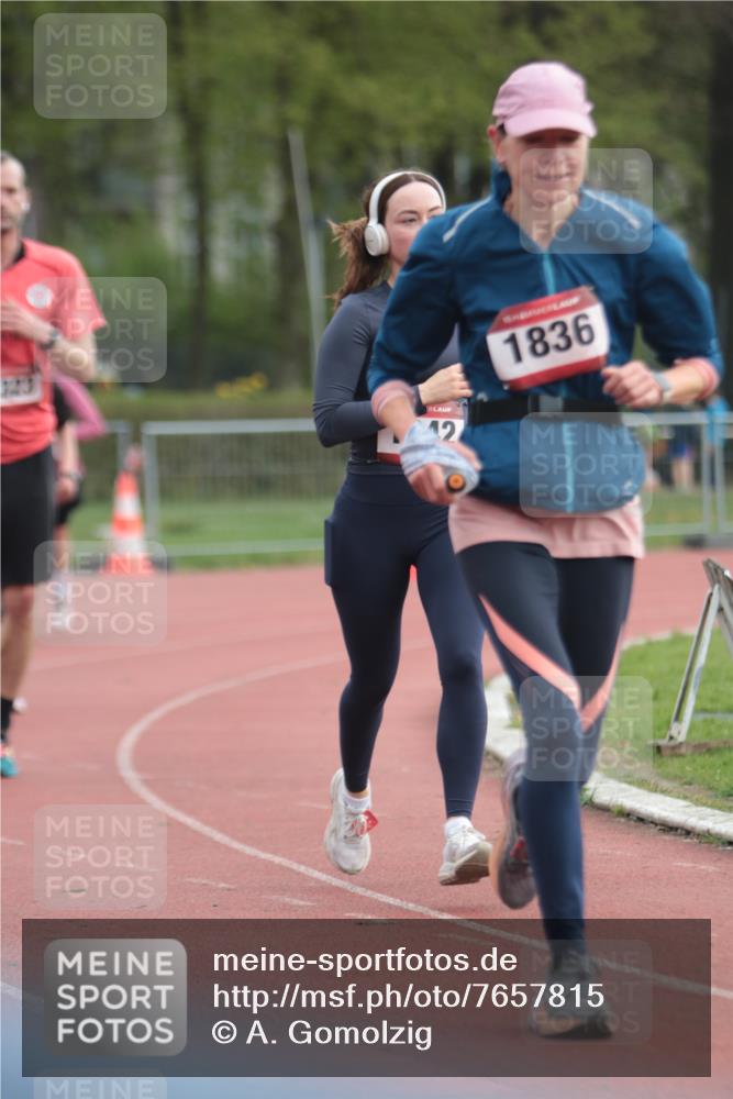 13.04.2025 - Hammer Lauf A. Gomolzig http://msf.ph/oto/7657815 13.04.2025 10:15:40 Ziel 323, 1068, 1183, 1223, 1224, 1323, 1342, 1836 meine-sportfotos.de
