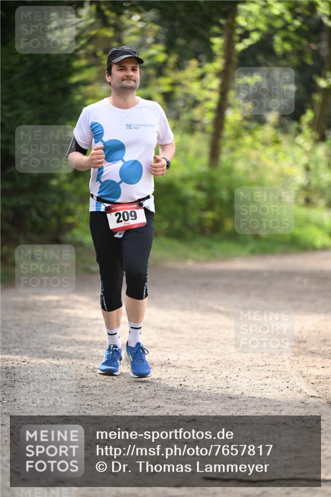 13.04.2025 - Hammer Lauf Dr. Thomas Lammeyer http://msf.ph/oto/7657817 13.04.2025 10:43:59 Laufen 15, 209 meine-sportfotos.de