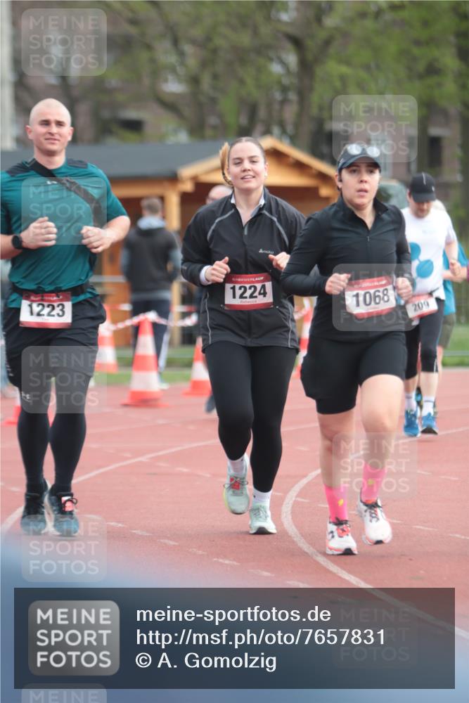 13.04.2025 - Hammer Lauf A. Gomolzig http://msf.ph/oto/7657831 13.04.2025 10:15:46 Ziel 110, 209, 323, 853, 1068, 1183, 1223, 1224 meine-sportfotos.de