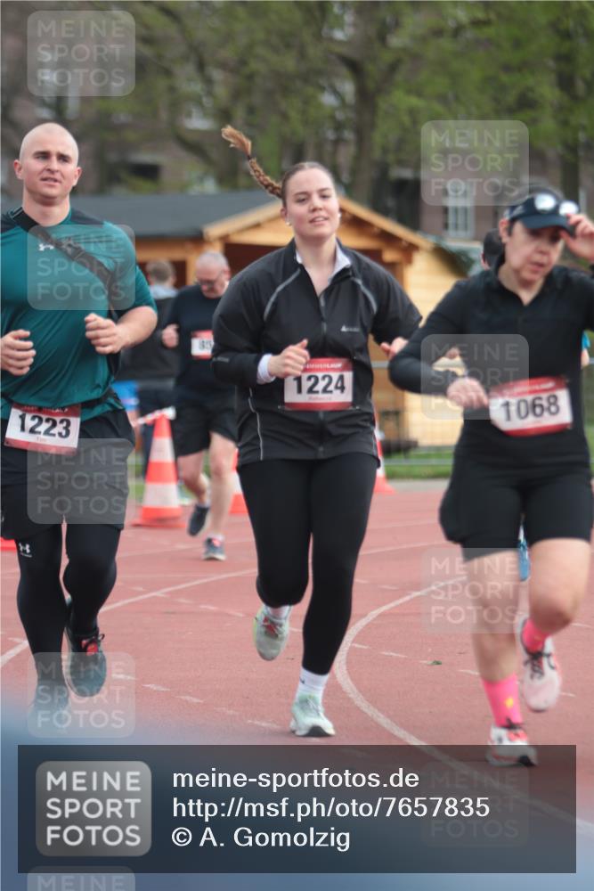 13.04.2025 - Hammer Lauf A. Gomolzig http://msf.ph/oto/7657835 13.04.2025 10:15:47 Ziel 110, 209, 853, 1068, 1183, 1223, 1224 meine-sportfotos.de
