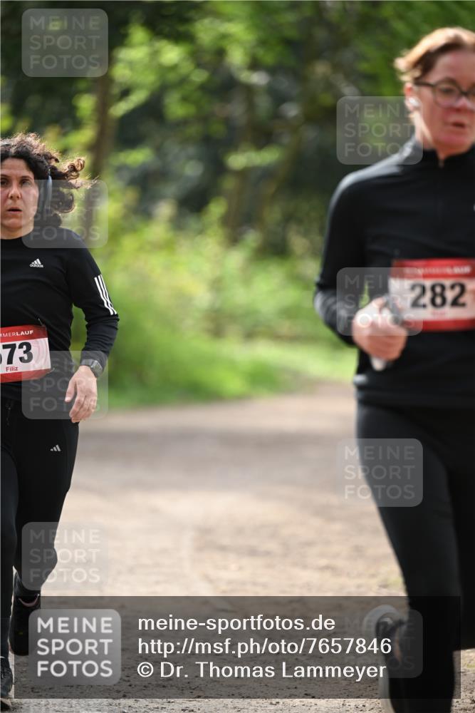 13.04.2025 - Hammer Lauf Dr. Thomas Lammeyer http://msf.ph/oto/7657846 13.04.2025 10:44:16 Laufen 73, 282 meine-sportfotos.de