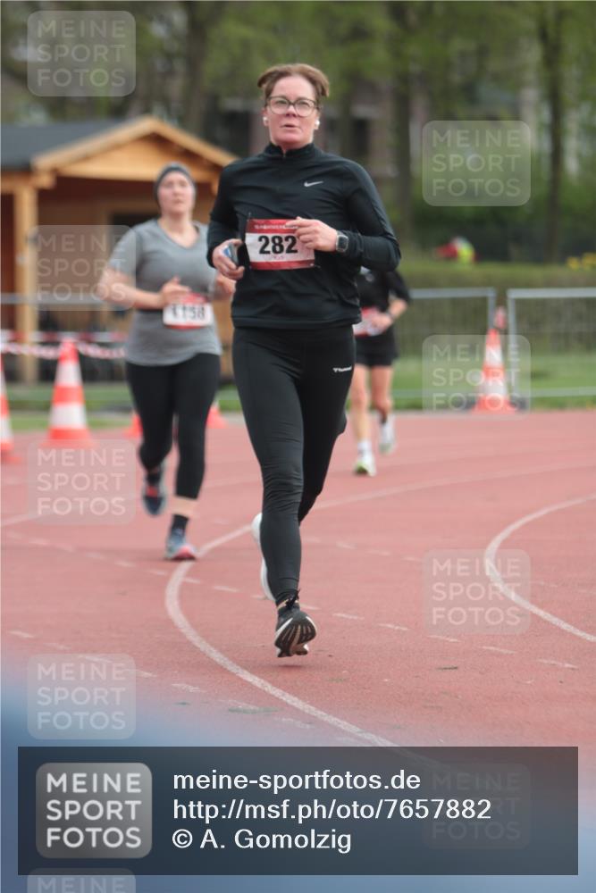 13.04.2025 - Hammer Lauf A. Gomolzig http://msf.ph/oto/7657882 13.04.2025 10:16:02 Ziel 123, 282, 1158, 1337 meine-sportfotos.de