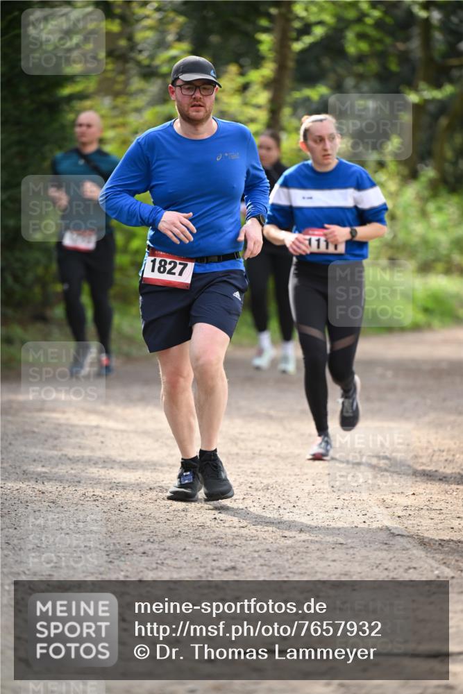 13.04.2025 - Hammer Lauf Dr. Thomas Lammeyer http://msf.ph/oto/7657932 13.04.2025 10:44:53 Laufen 1827 meine-sportfotos.de