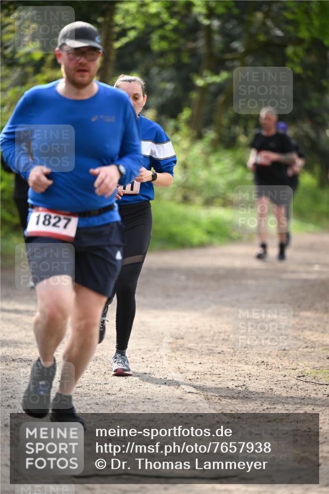 13.04.2025 - Hammer Lauf Dr. Thomas Lammeyer http://msf.ph/oto/7657938 13.04.2025 10:44:54 Laufen 1827 meine-sportfotos.de