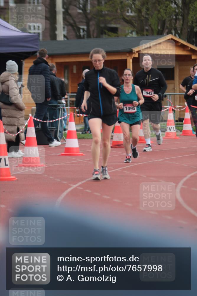 13.04.2025 - Hammer Lauf A. Gomolzig http://msf.ph/oto/7657998 13.04.2025 10:16:35 Ziel 560, 1095, 1111, 1271 meine-sportfotos.de