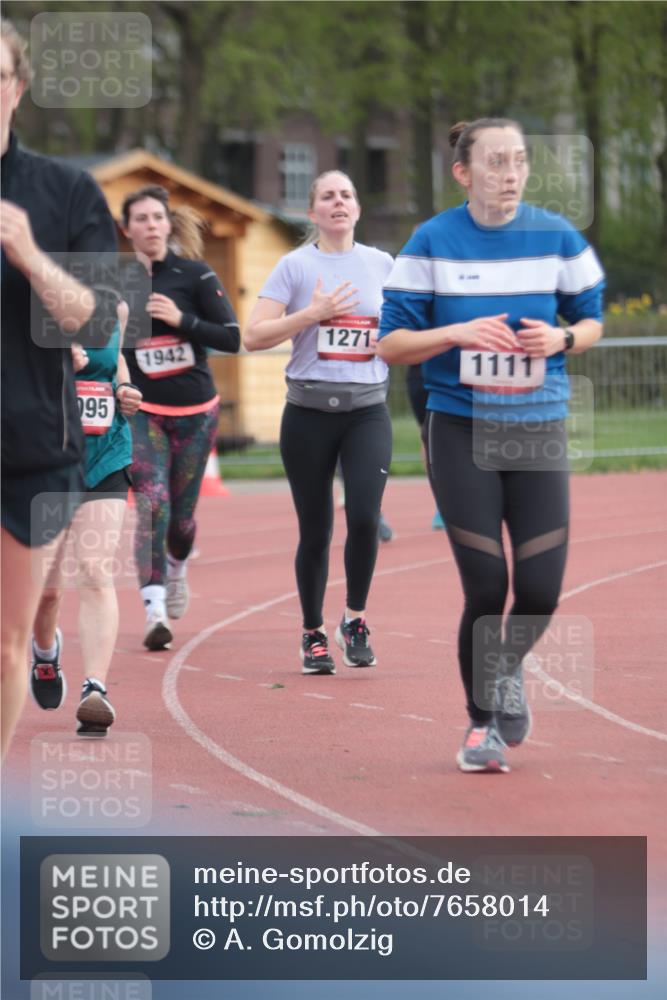 13.04.2025 - Hammer Lauf A. Gomolzig http://msf.ph/oto/7658014 13.04.2025 10:16:39 Ziel 116, 560, 568, 1095, 1111, 1162, 1271, 1830 meine-sportfotos.de
