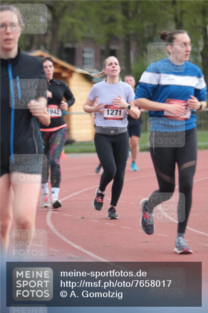 13.04.2025 - Hammer Lauf A. Gomolzig http://msf.ph/oto/7658017 13.04.2025 10:16:39 Ziel 116, 560, 568, 1095, 1111, 1162, 1271, 1830 meine-sportfotos.de
