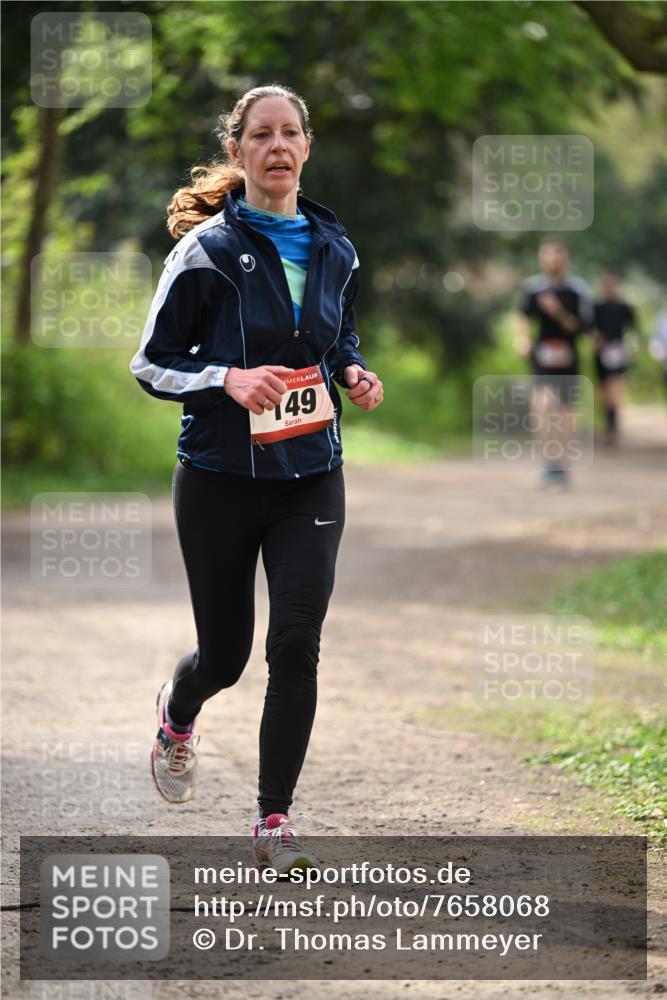 13.04.2025 - Hammer Lauf Dr. Thomas Lammeyer http://msf.ph/oto/7658068 13.04.2025 10:45:15 Laufen 49 meine-sportfotos.de