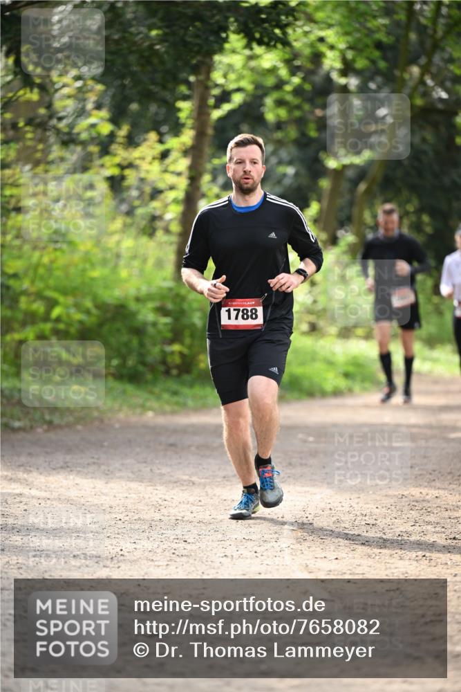 13.04.2025 - Hammer Lauf Dr. Thomas Lammeyer http://msf.ph/oto/7658082 13.04.2025 10:45:20 Laufen 1788 meine-sportfotos.de