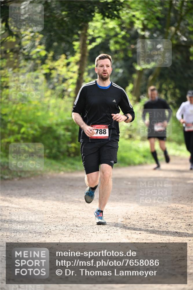 13.04.2025 - Hammer Lauf Dr. Thomas Lammeyer http://msf.ph/oto/7658086 13.04.2025 10:45:20 Laufen 15, 788 meine-sportfotos.de