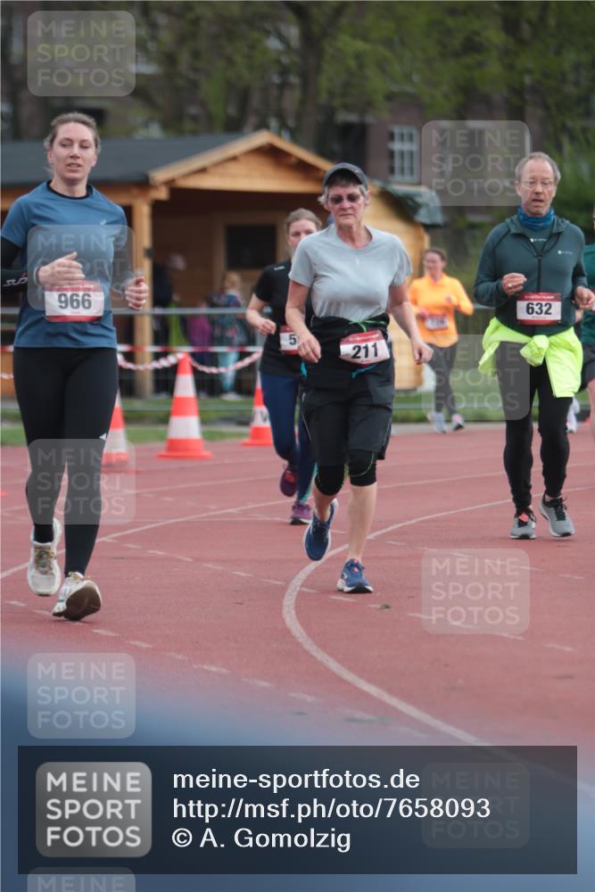 13.04.2025 - Hammer Lauf A. Gomolzig http://msf.ph/oto/7658093 13.04.2025 10:17:13 Ziel 211, 270, 539, 632, 966, 1970 meine-sportfotos.de