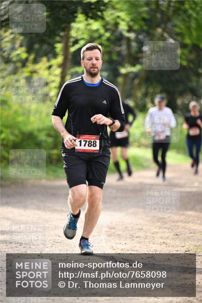 13.04.2025 - Hammer Lauf Dr. Thomas Lammeyer http://msf.ph/oto/7658098 13.04.2025 10:45:21 Laufen 15, 1788 meine-sportfotos.de