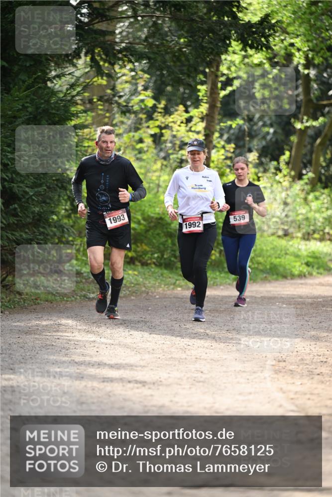 13.04.2025 - Hammer Lauf Dr. Thomas Lammeyer http://msf.ph/oto/7658125 13.04.2025 10:45:25 Laufen 1993, 1992, 539 meine-sportfotos.de