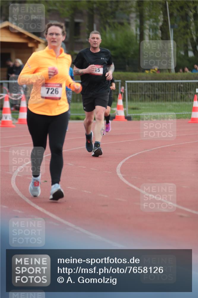 13.04.2025 - Hammer Lauf A. Gomolzig http://msf.ph/oto/7658126 13.04.2025 10:17:23 Ziel 551, 715, 726, 753, 946, 1288 meine-sportfotos.de