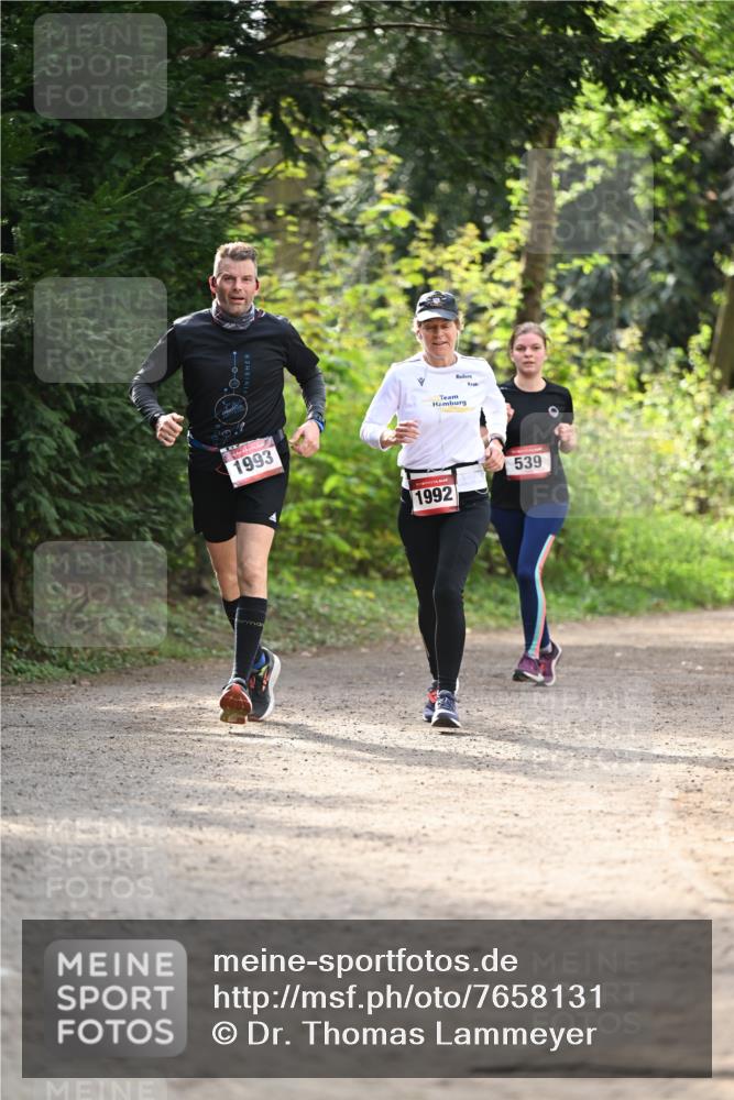 13.04.2025 - Hammer Lauf Dr. Thomas Lammeyer http://msf.ph/oto/7658131 13.04.2025 10:45:25 Laufen 1993, 1992, 539 meine-sportfotos.de